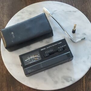 Seiko Black Quartz Guitar Tuner with Accessories